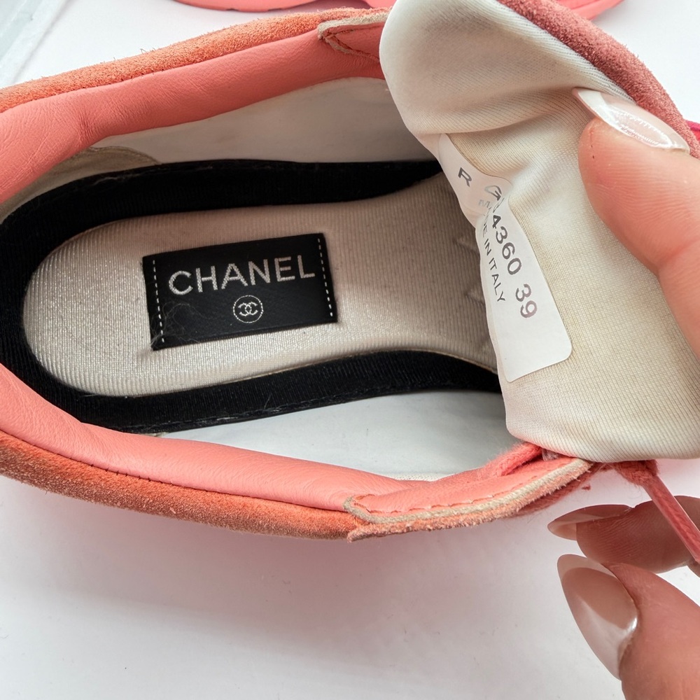 CHANEL Suede CC Logo Women's Pink and Red Sneakers - Picture 9 of 12
